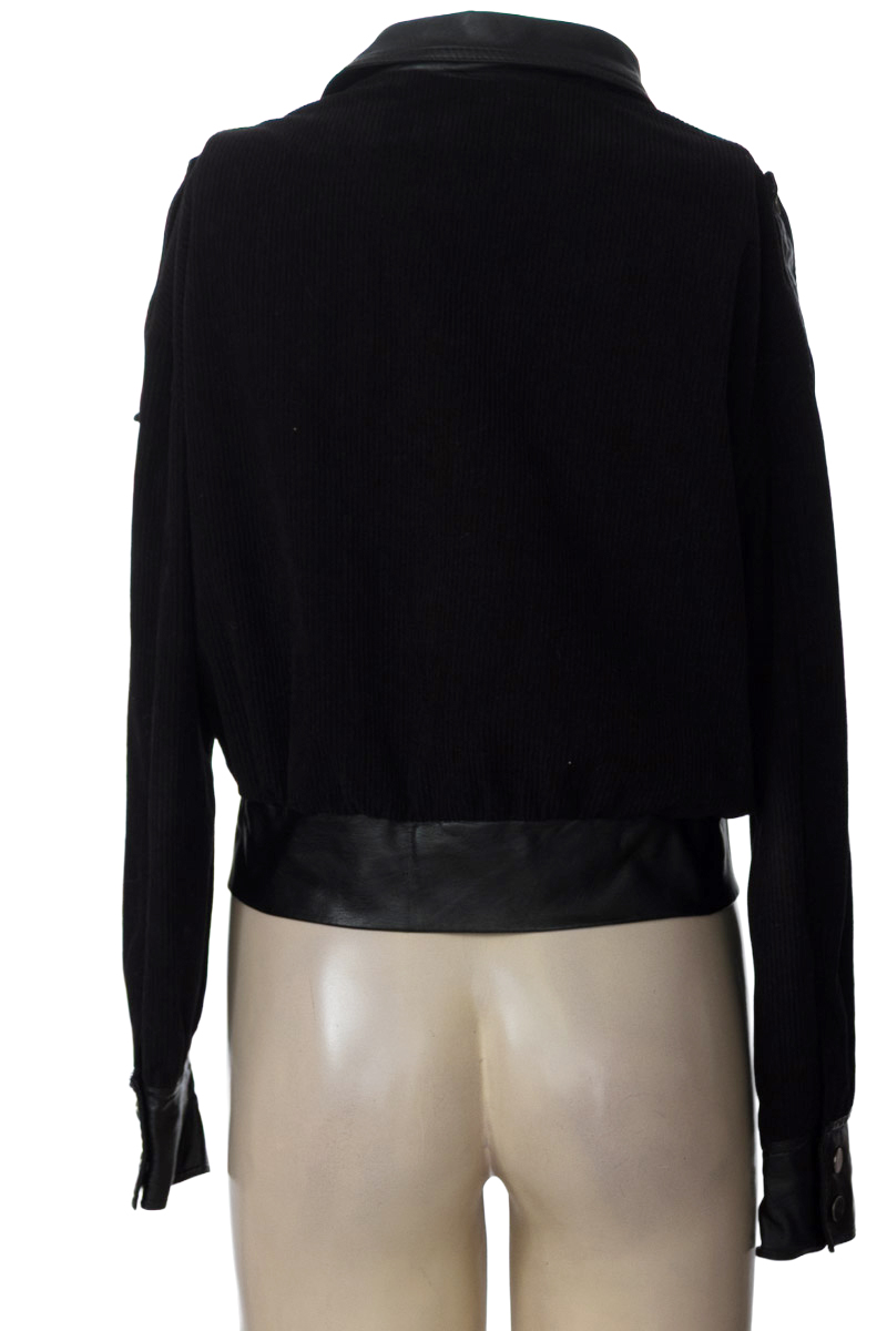 Chaqueta / Abrigo color Negro - Dakota