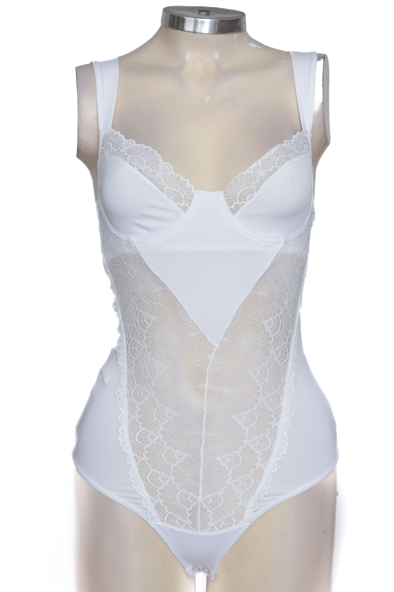 Top / Camiseta color Blanco - Pacífika