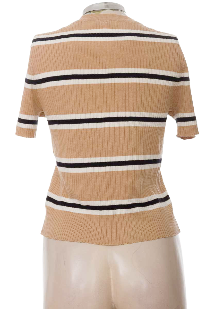 Top / Camiseta color Beige - Divided by H&M