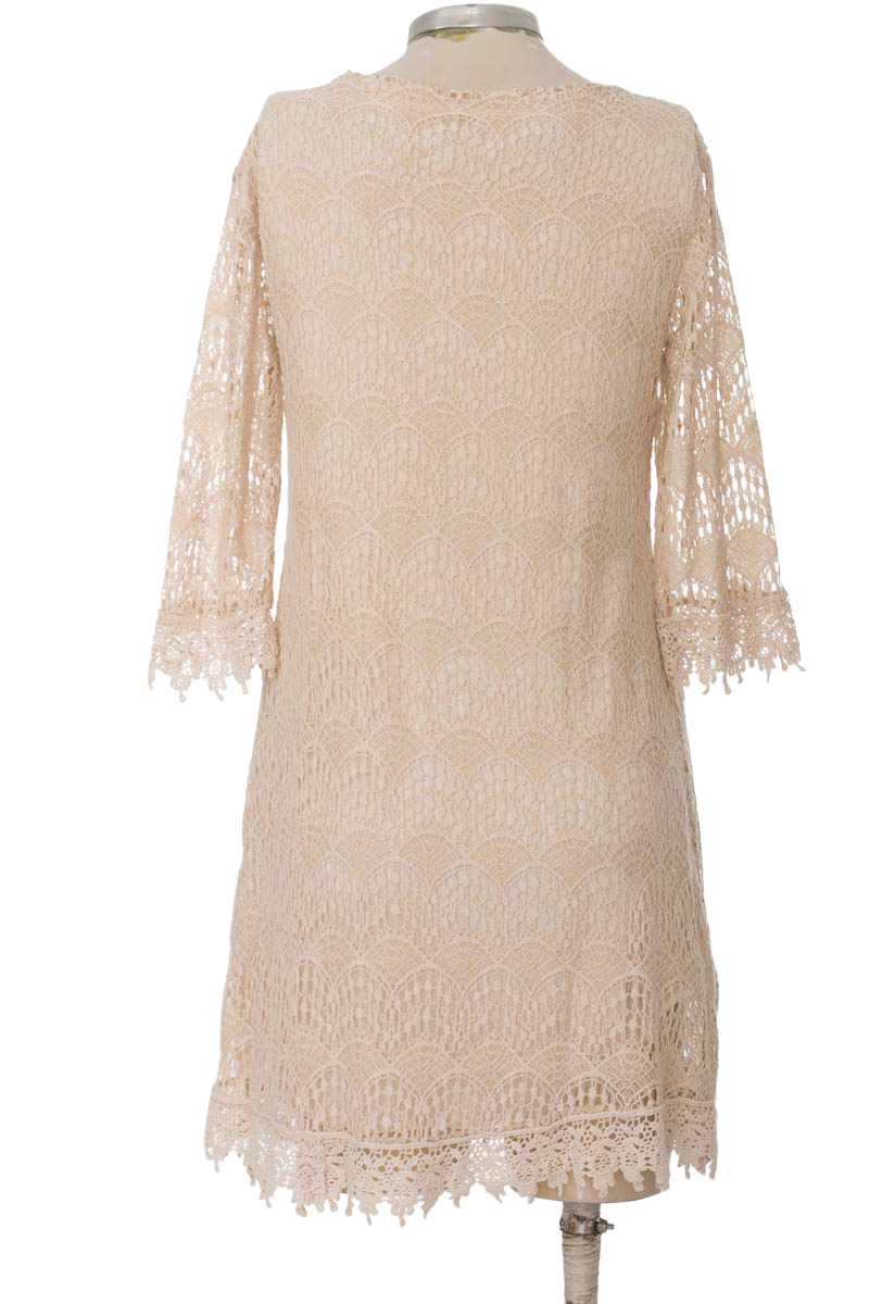 Vestido / Enterizo color Beige - M&G