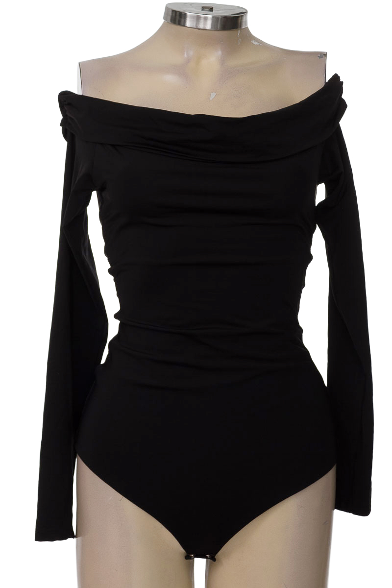 Top / Camiseta color Negro - Modu