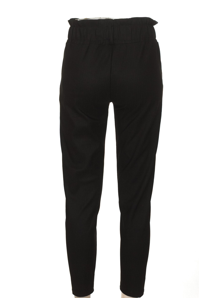 Pantalones color Negro - Closeando