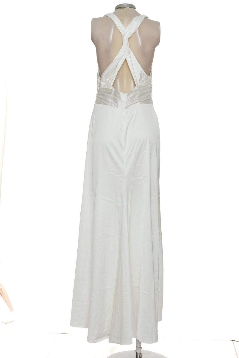 Vestido / Enterizo color Blanco - Closeando
