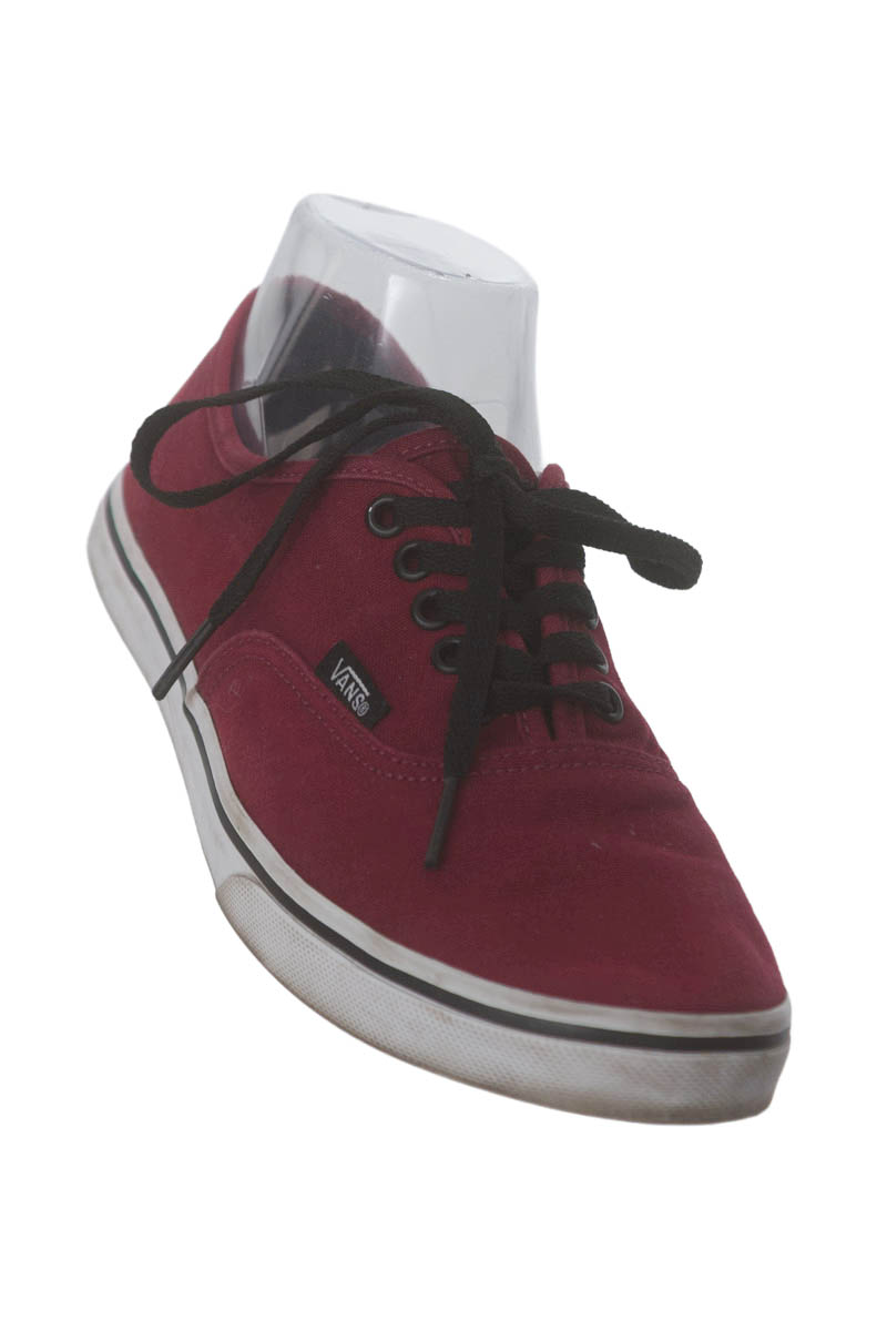 Zapatos color Vinotinto - VANS