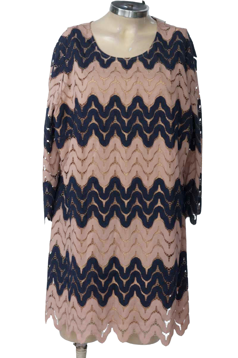 Vestido / Enterizo color Rosado - BCBG