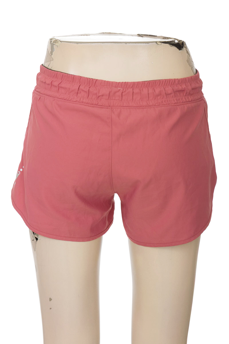 Ropa Deportiva / Salida de Baño color Rosado - Punto Blanco