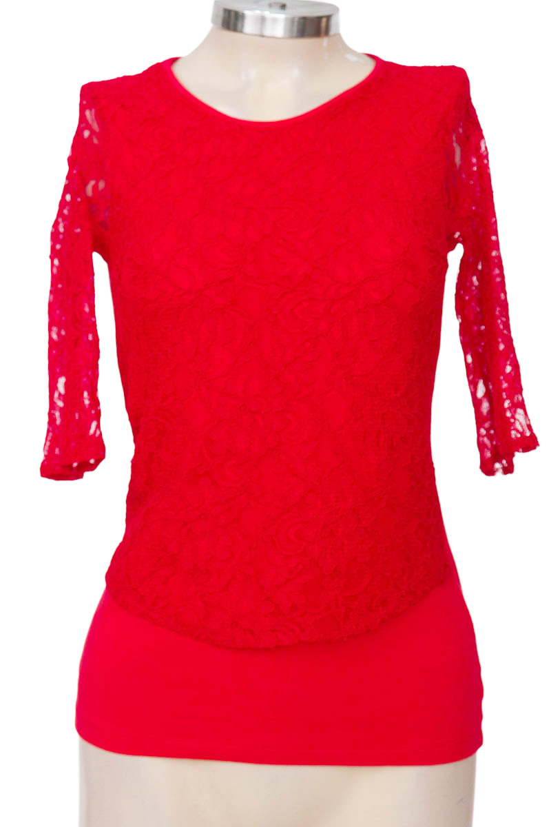 Top / Camiseta color Rojo - Closeando