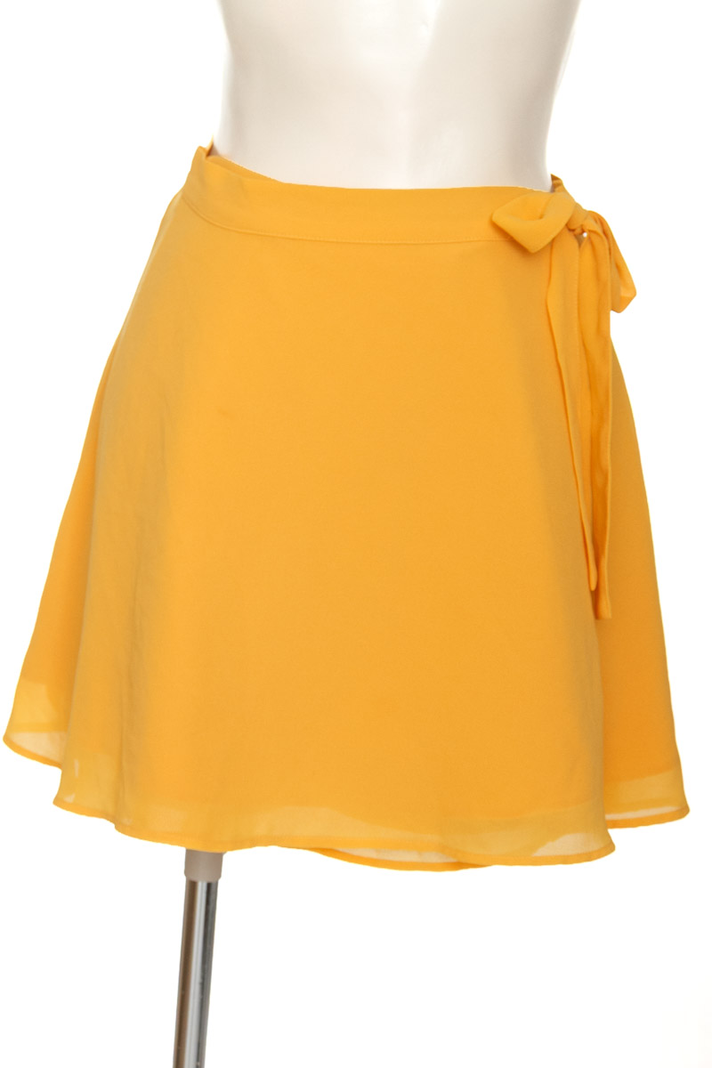 Falda color Mostaza - Forever 21