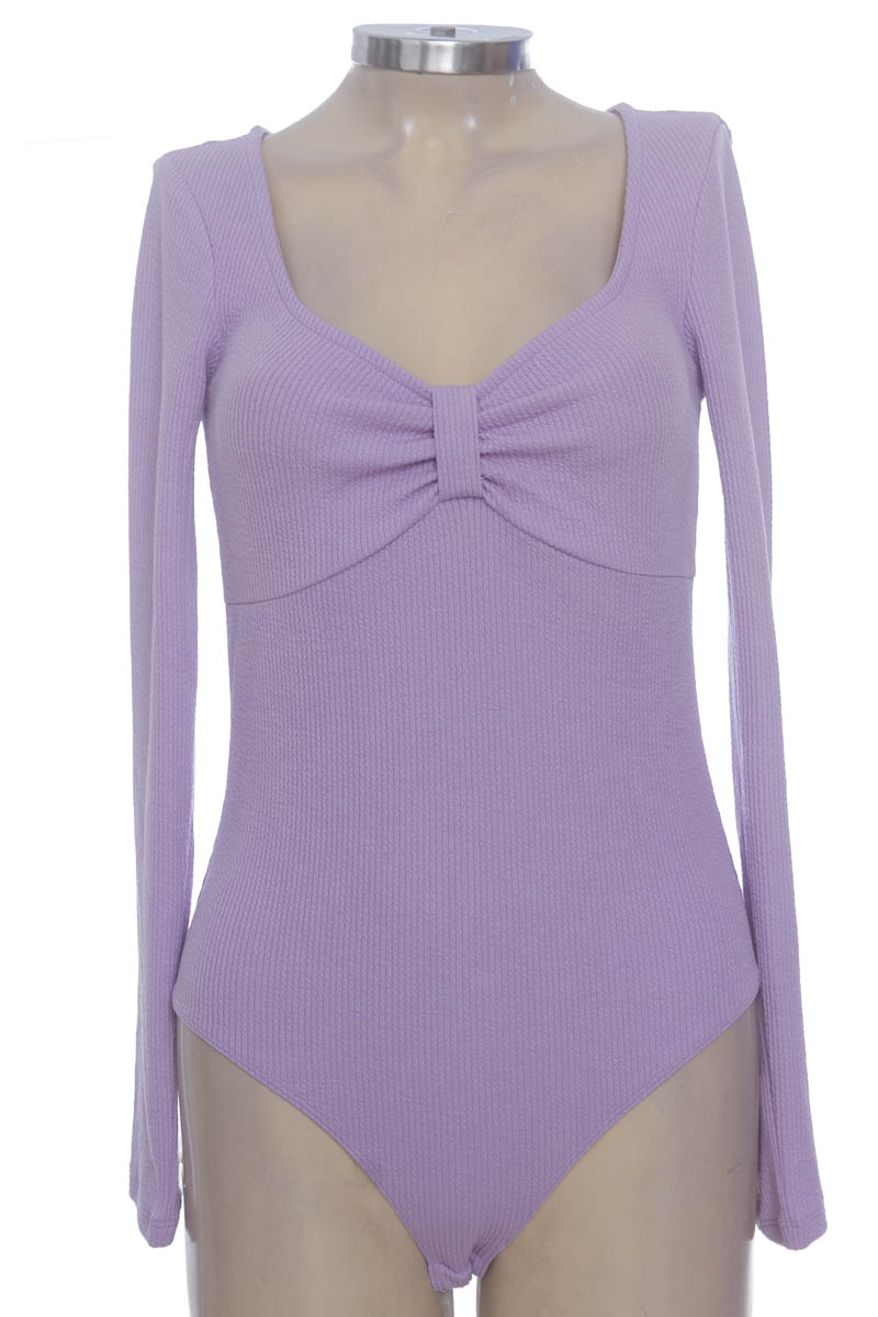 Top / Camiseta color Morado - H&M
