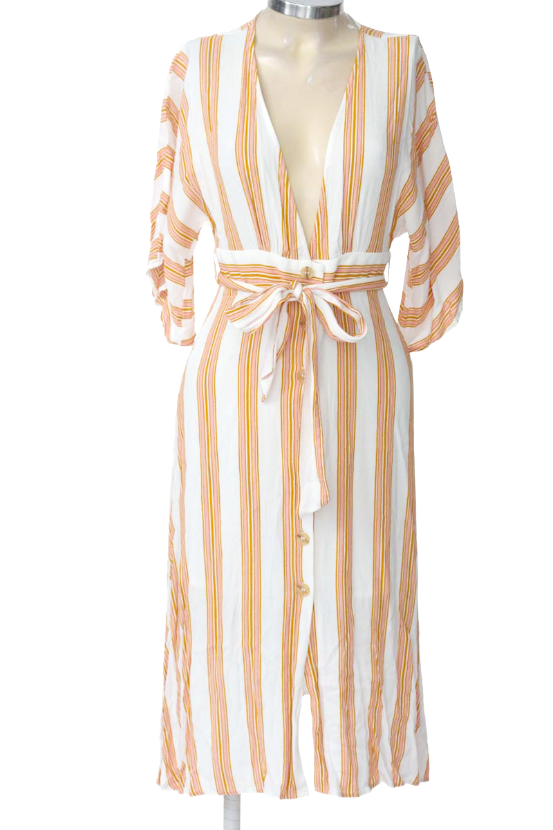 Vestido / Enterizo color Blanco - Forever 21