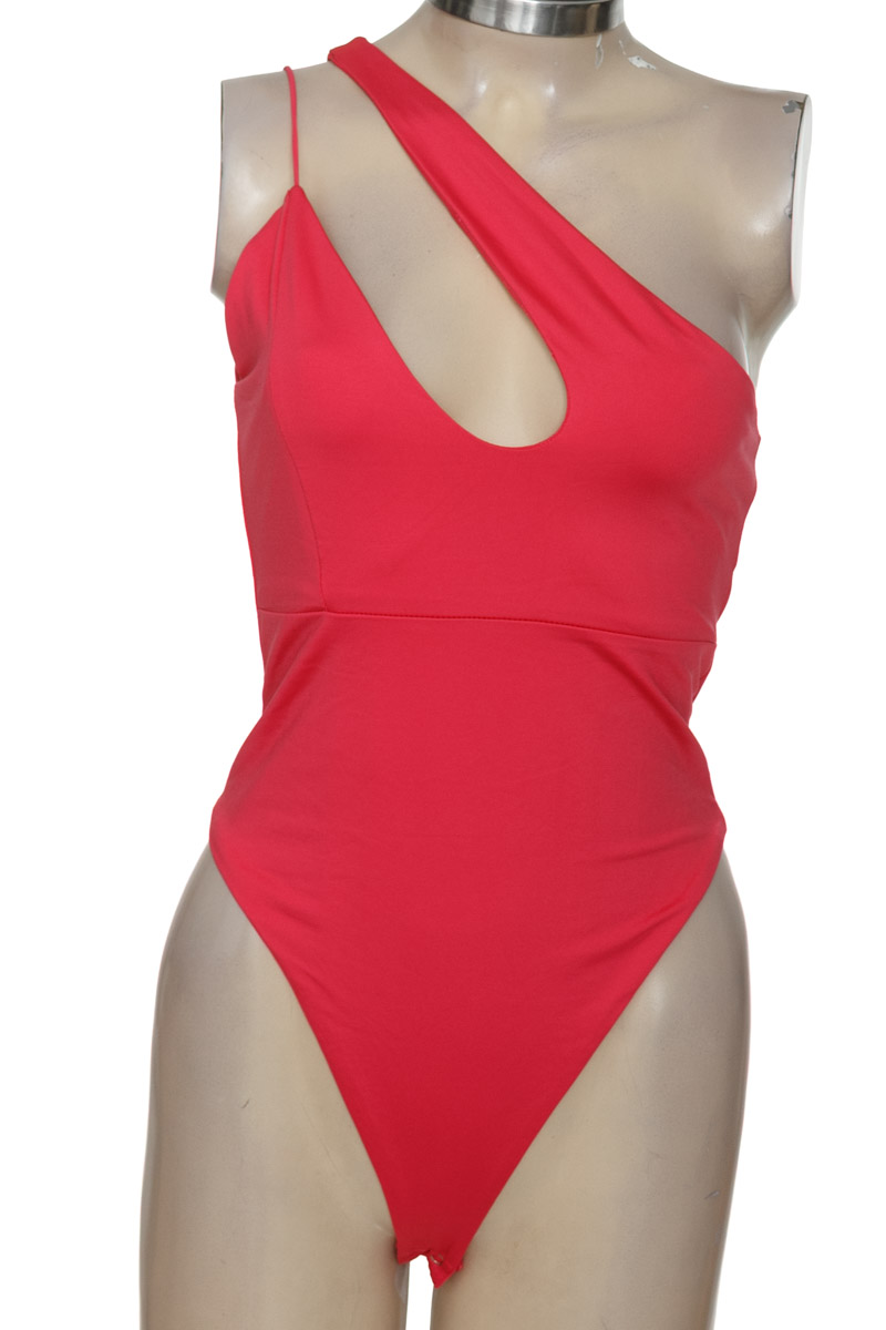 Top / Camiseta color Fucsia - Forever 21