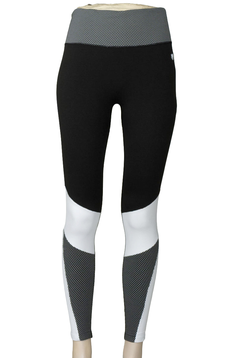 Ropa Deportiva / Salida de Baño color Negro - Forever 21