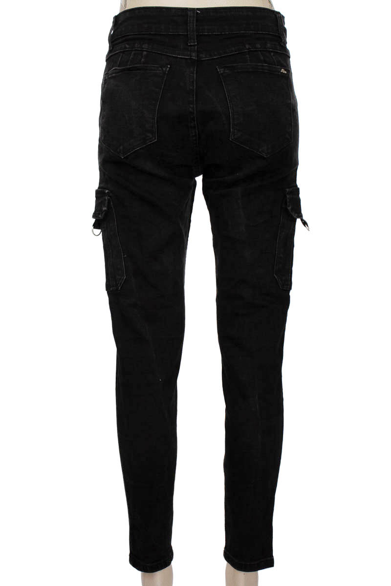 Pantalones color Negro - Bless
