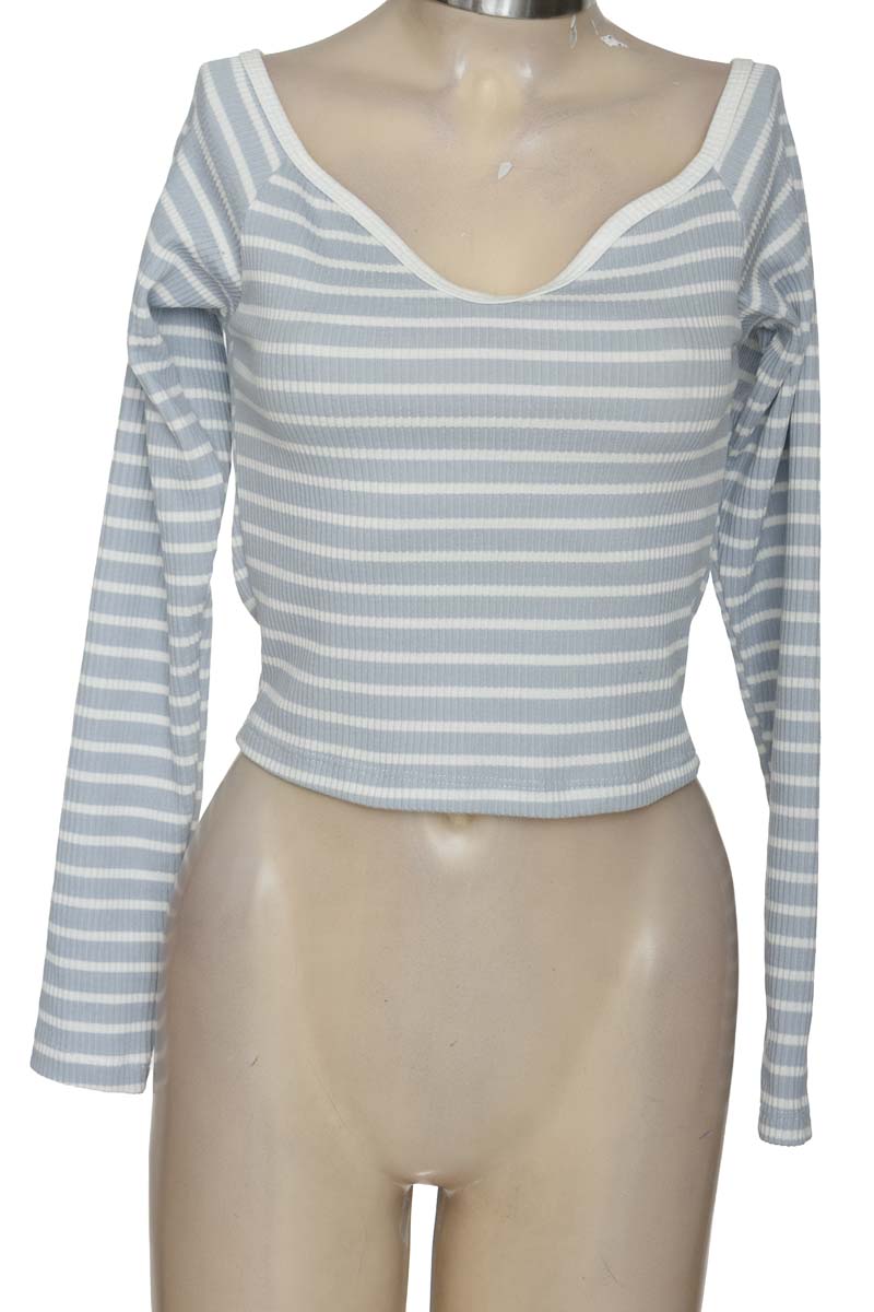 Top / Camiseta color Azul - Closeando