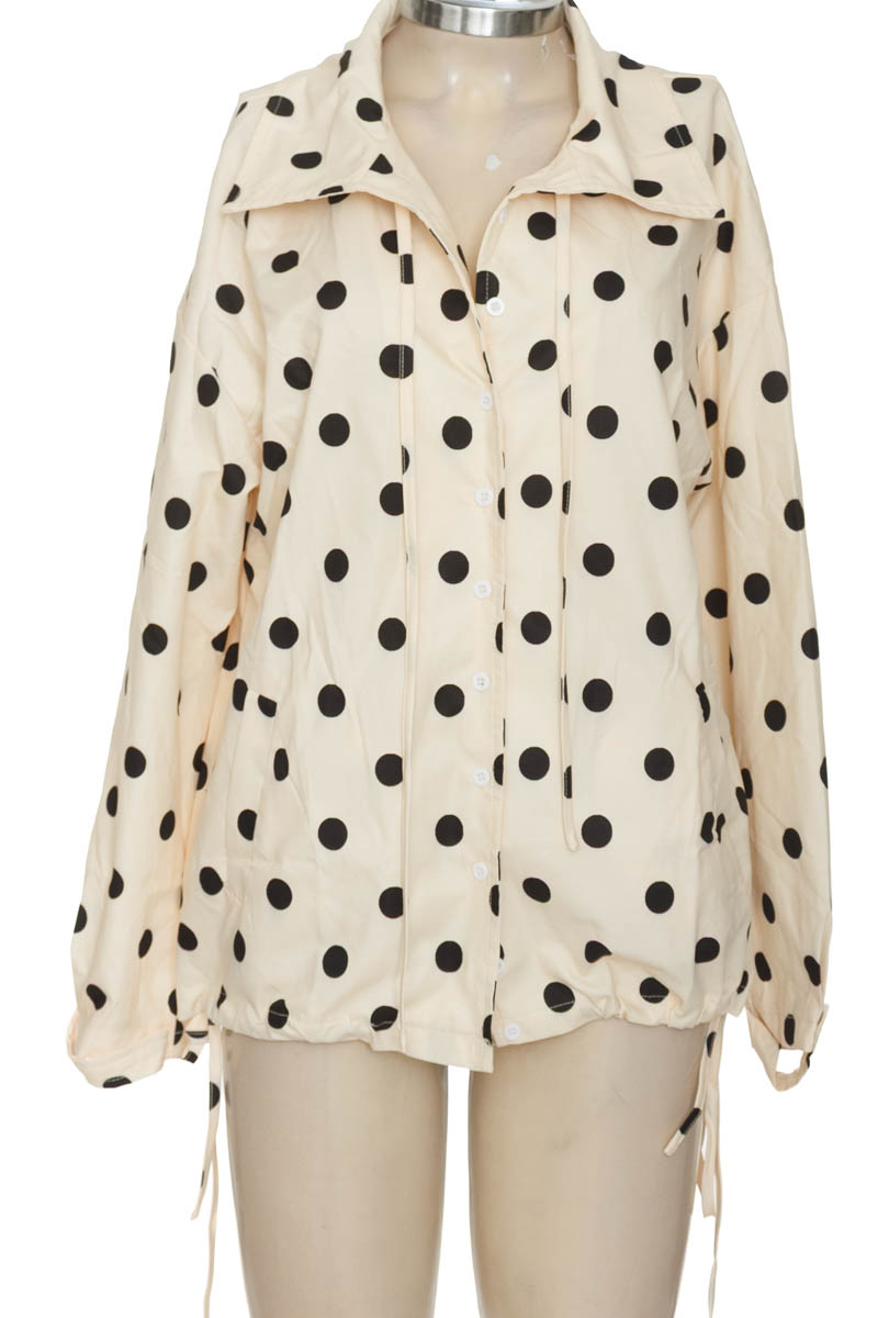 Blusa color Beige - Closeando