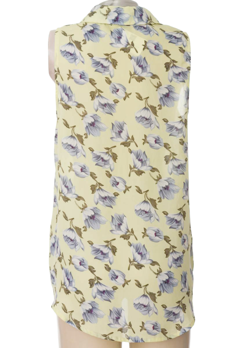 Top / Camiseta color Verde - Aia-Fashion