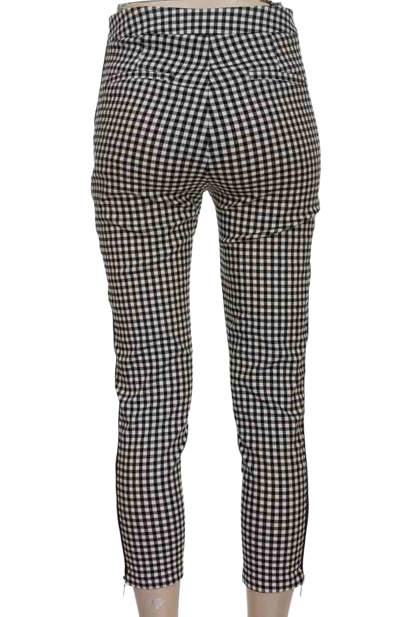 Pantalones color Negro - Studio F