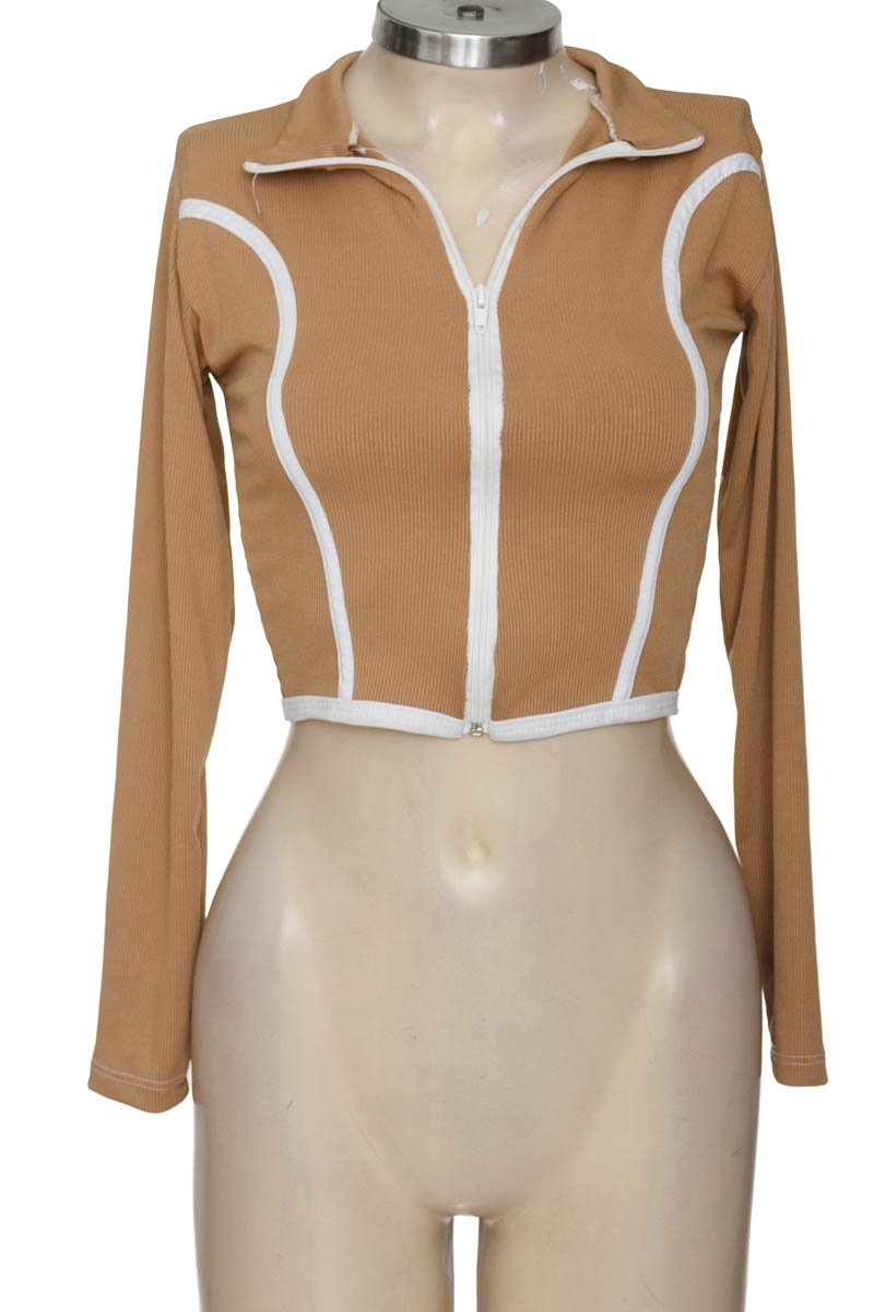 Top / Camiseta color Beige - Closeando