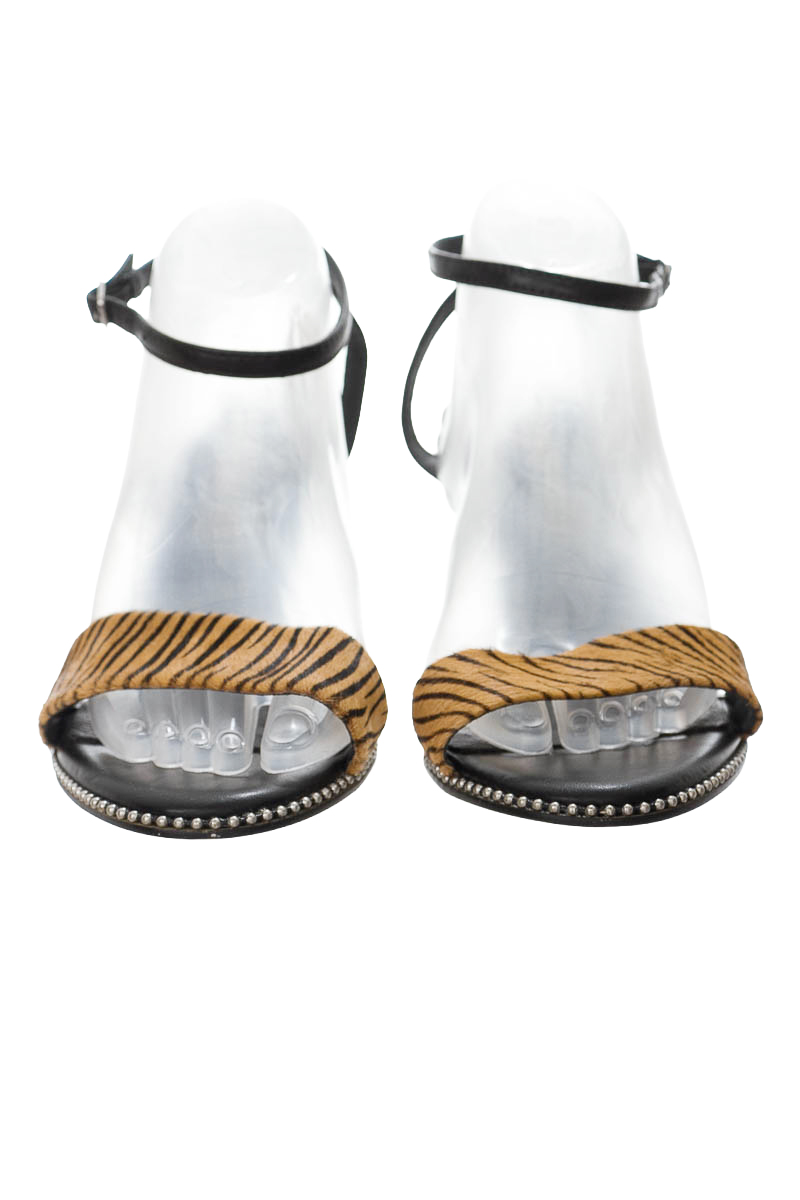 Zapatos color Negro - Azarey