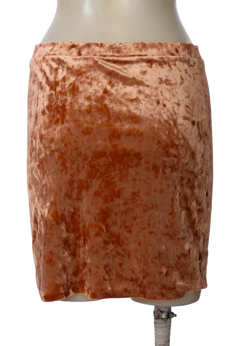 Falda color Naranja - Closeando