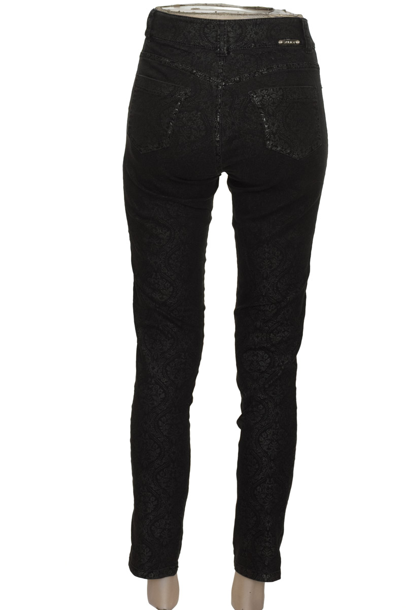 Pantalones color Negro - Studio F
