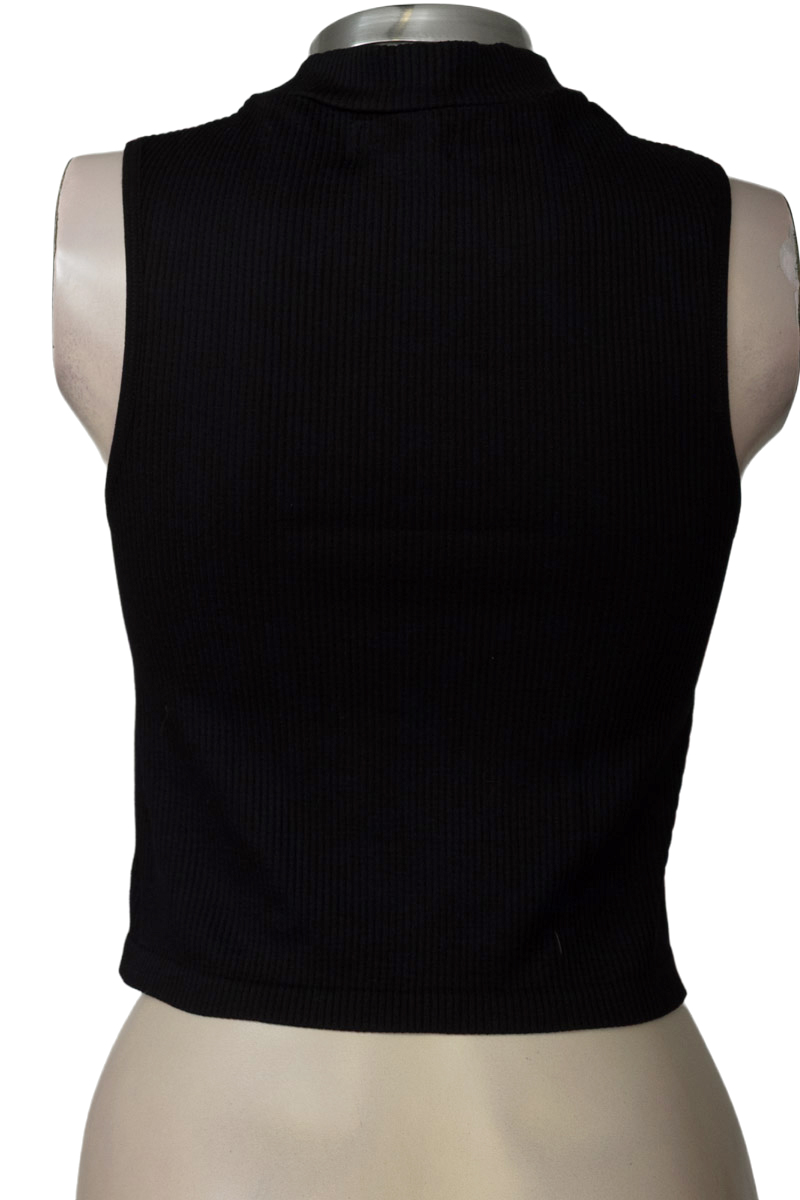 Top / Camiseta color Negro - NAF NAF
