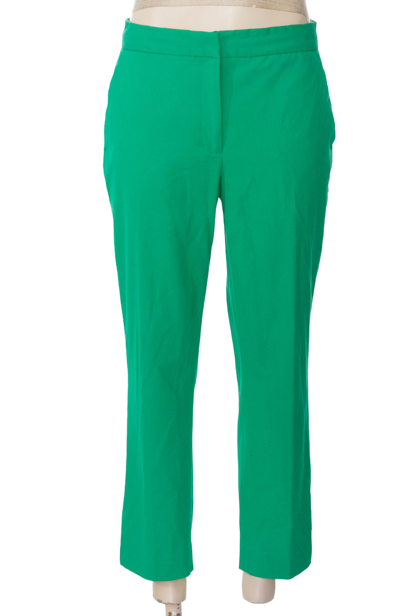 Pantalones color Verde - Zara