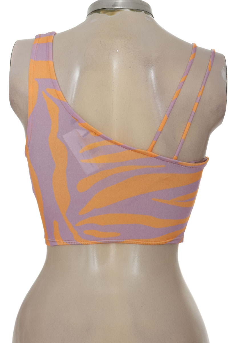 Top / Camiseta color Lila - Bershka