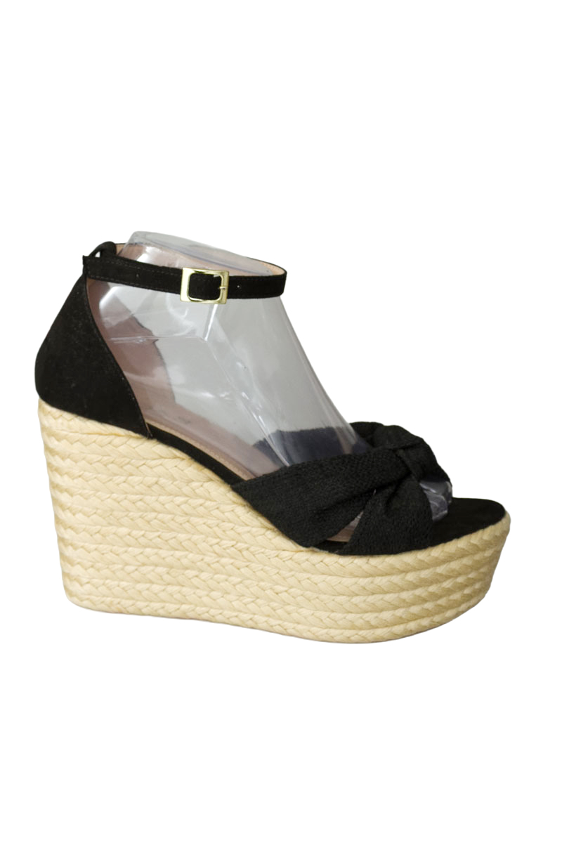 Zapatos color Negro - Lindas