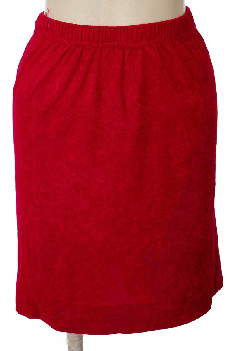 Falda color Vinotinto - Closeando