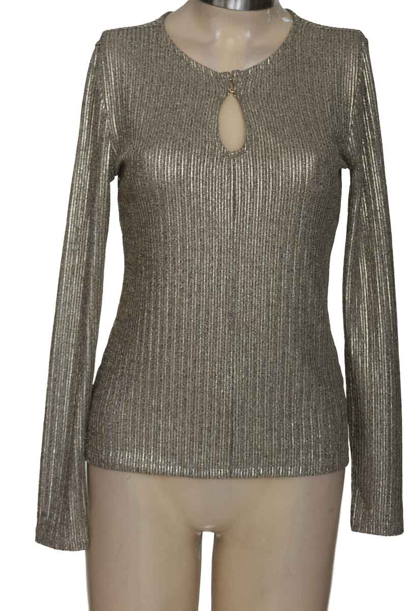 Blusa color Plateado - INTERNACIONAL CONCEPTS