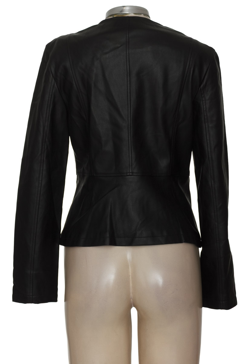 Chaqueta / Abrigo color Negro - Zara