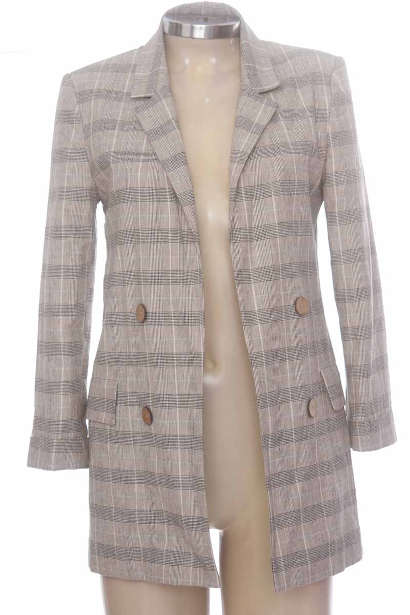 Chaqueta / Abrigo color Beige - Stradivarius