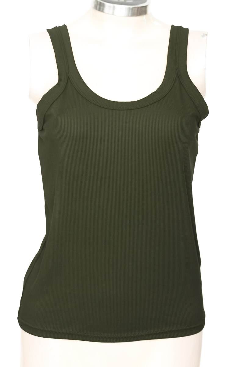 Top / Camiseta color Verde - Closeando