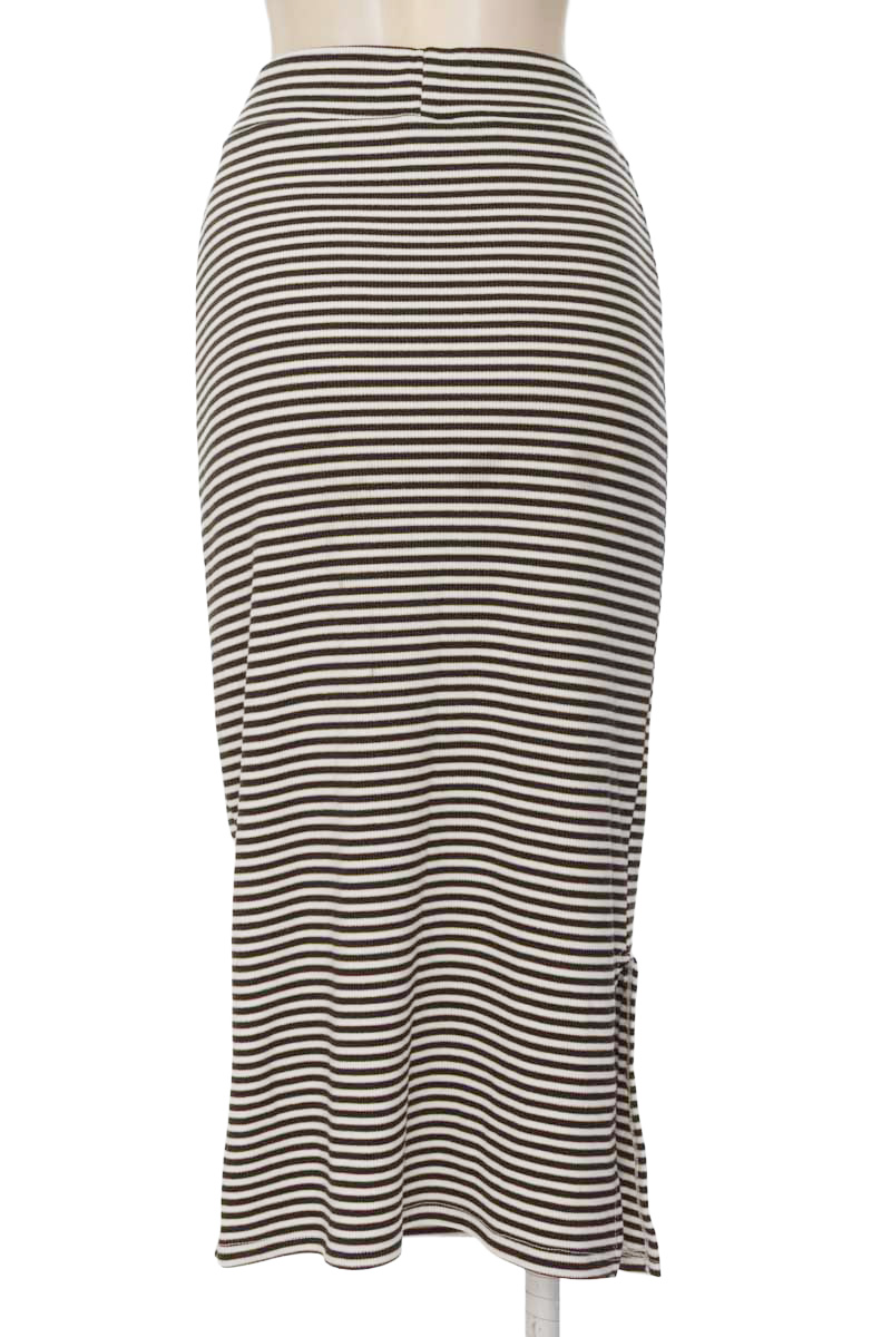 Falda color Blanco - Closeando