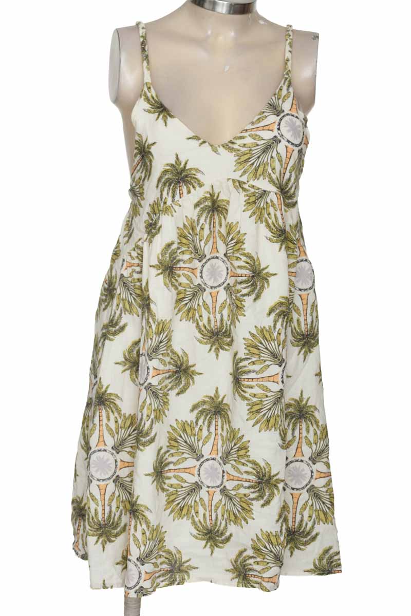 Vestido / Enterizo color Beige - Tennis