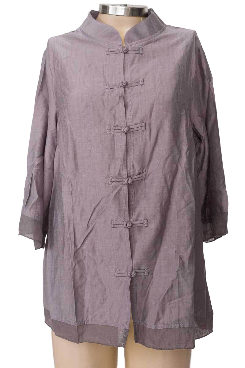 Blusa color Gris - Closeando