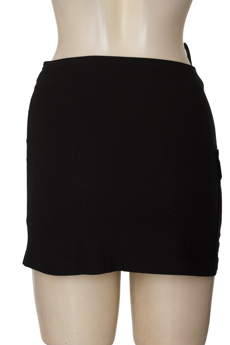 Falda color Negro - Closeando