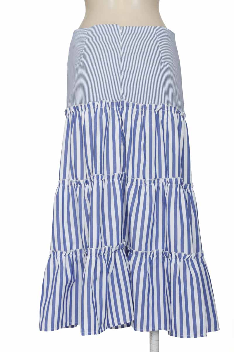 Falda color Azul - Closeando