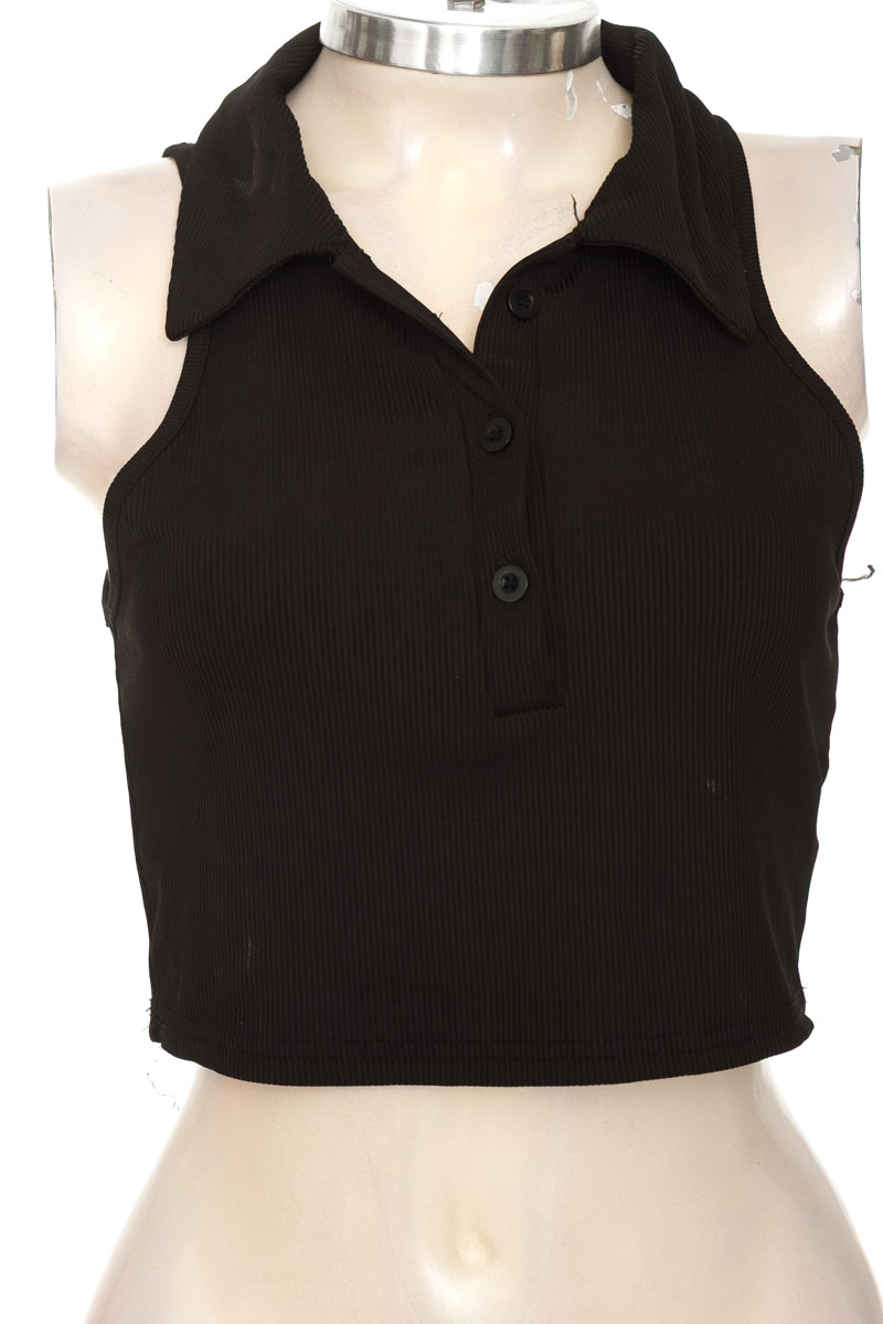 Top / Camiseta color Negro - Niuniu Studio