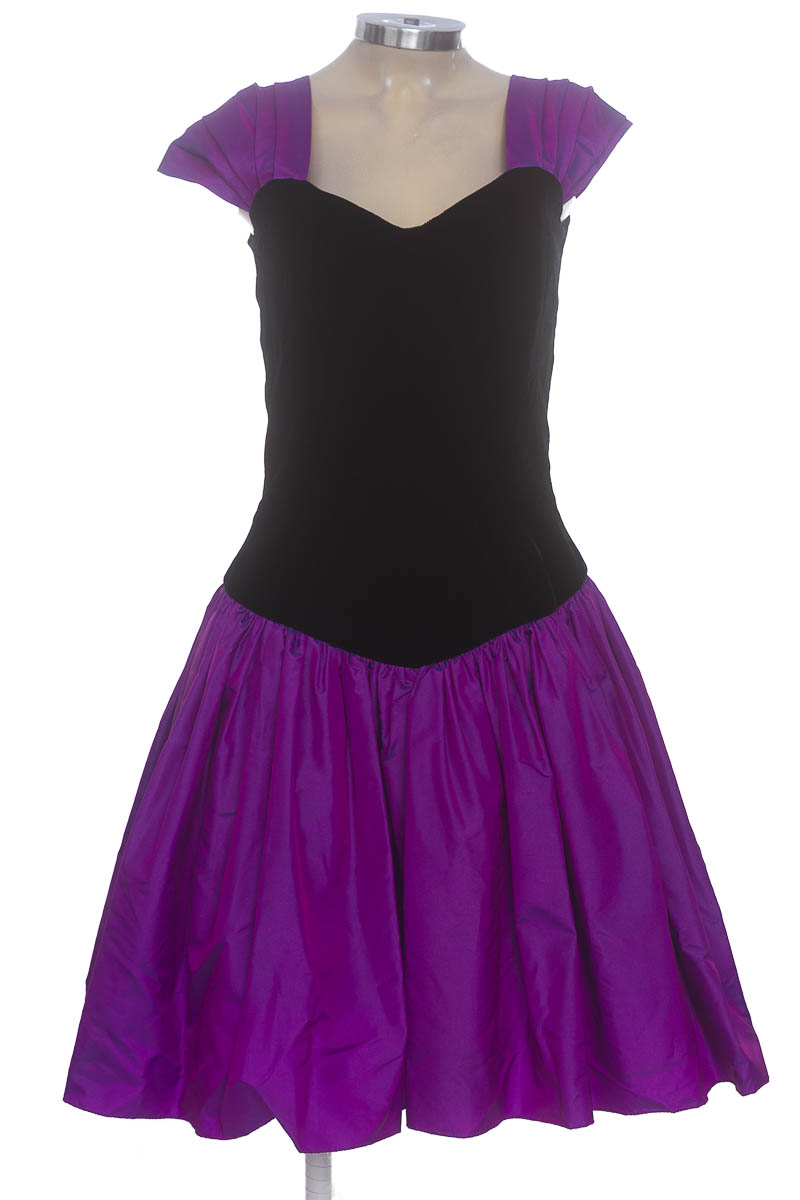 Vestido / Enterizo color Morado - Closeando