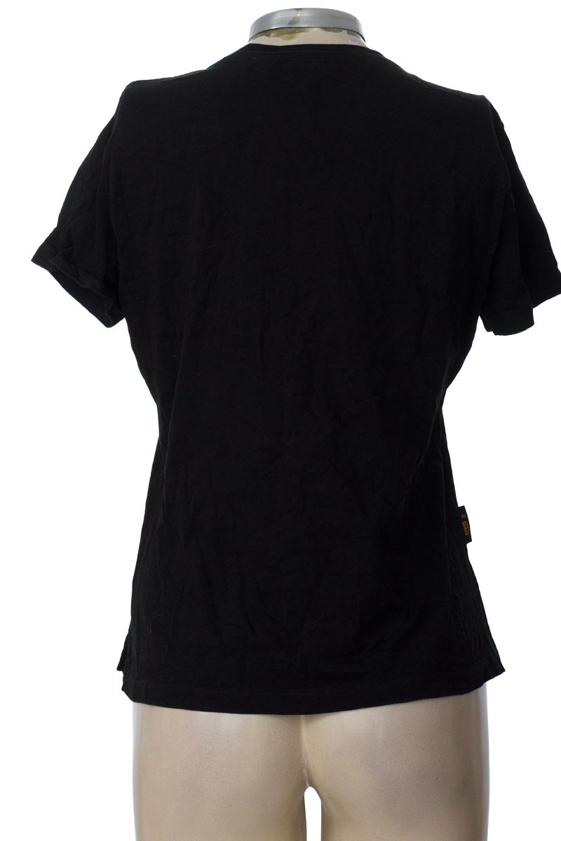 Top / Camiseta color Negro - Roott + Co
