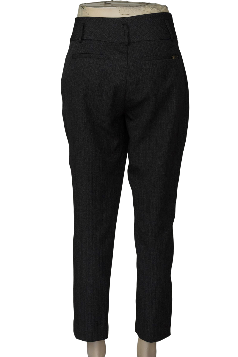 Pantalones color Negro - XUSS