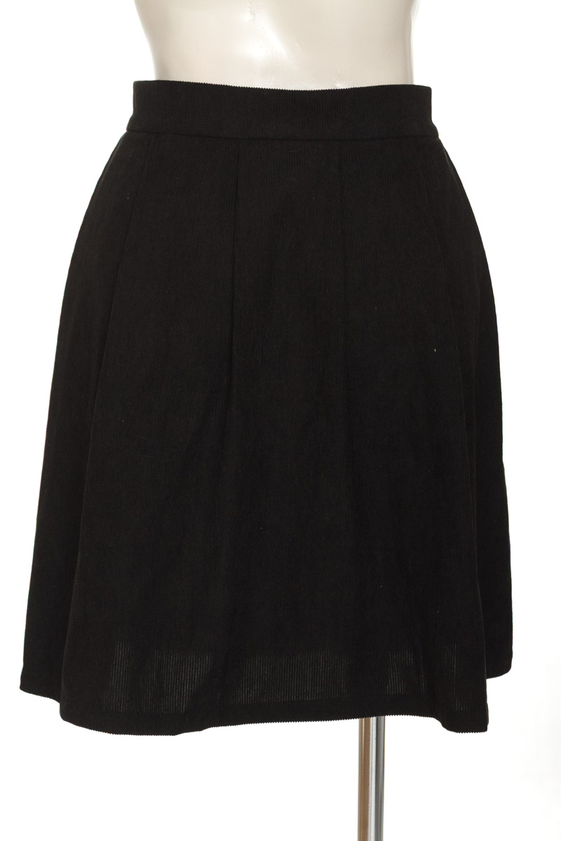 Falda color Negro - Closeando