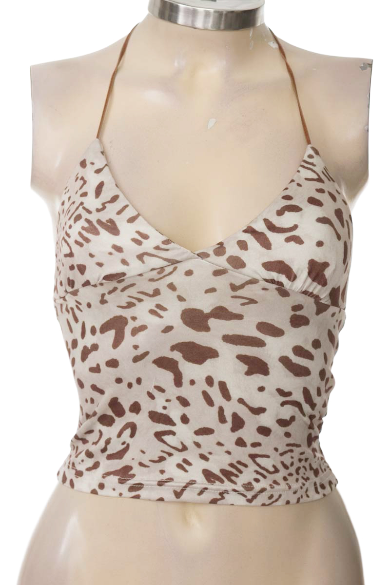 Top / Camiseta color Beige - Closeando