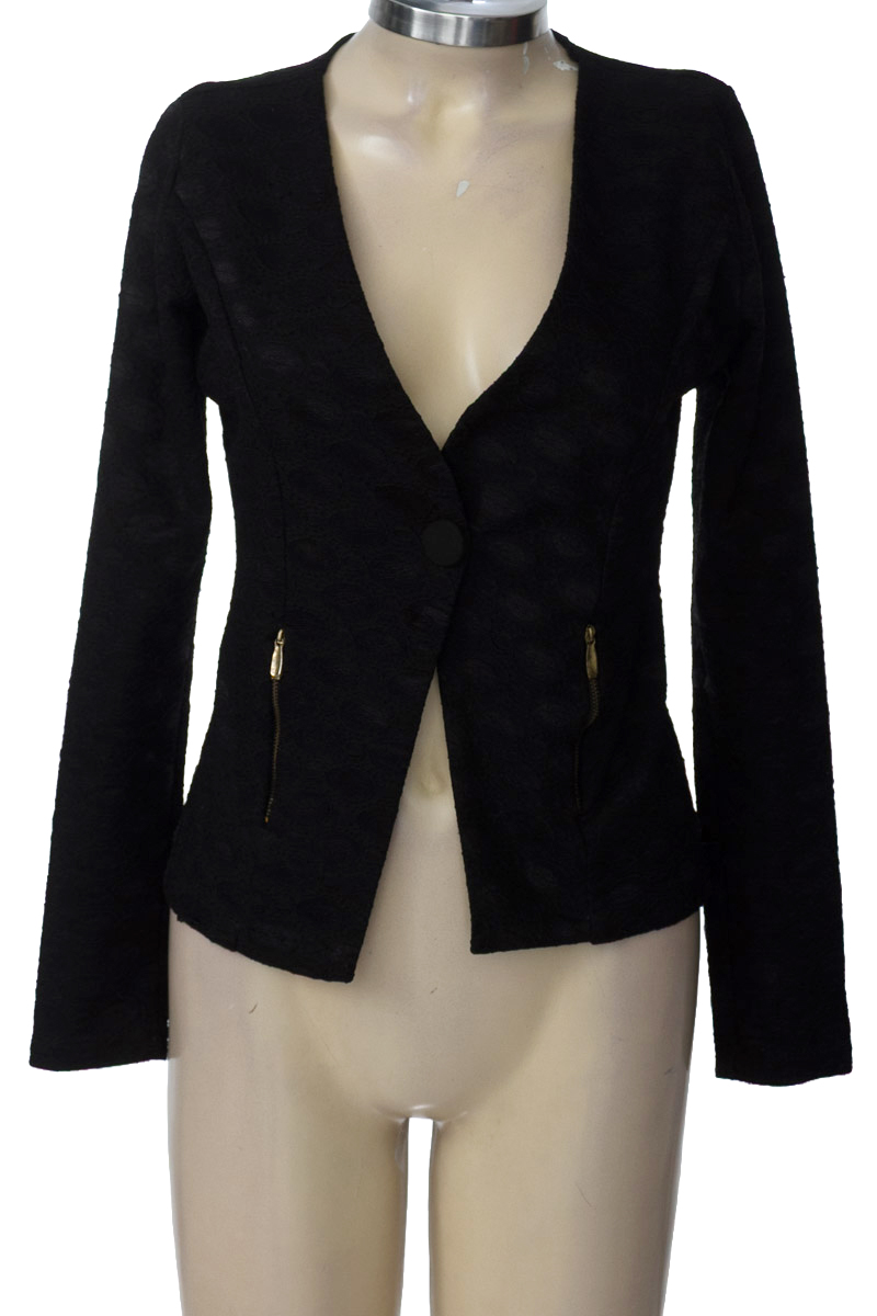 Chaqueta / Abrigo color Negro - Closeando