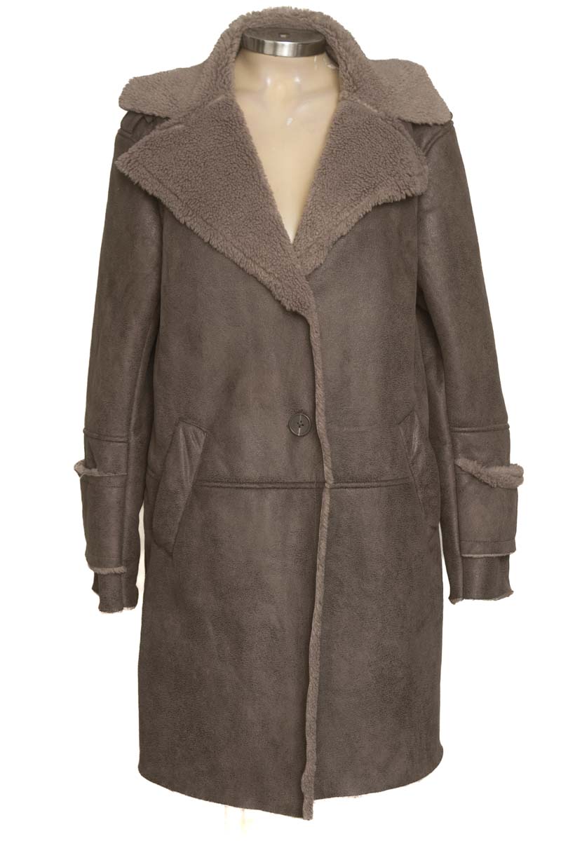 Chaqueta / Abrigo color Gris - Stradivarius