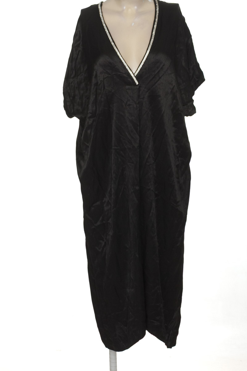Vestido / Enterizo color Negro - Zara