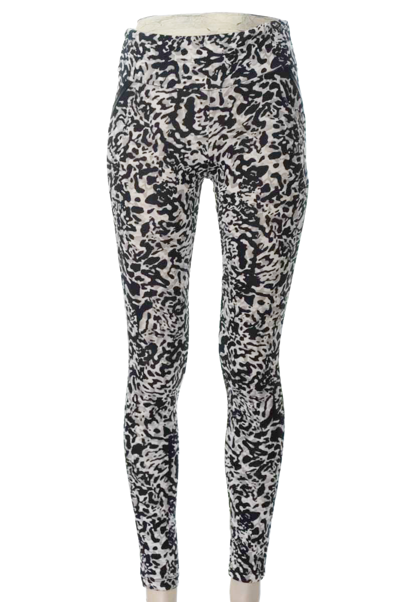 Pantalones color Estampado - American