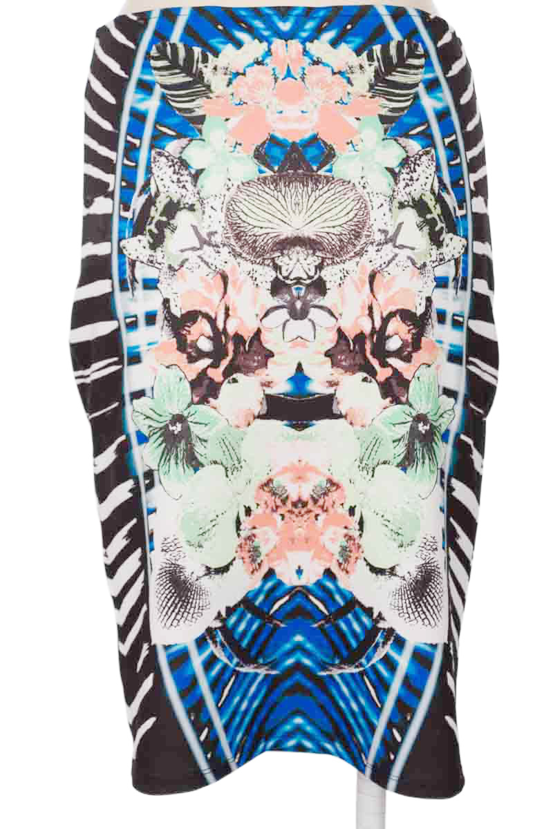 Falda color Negro - Closeando